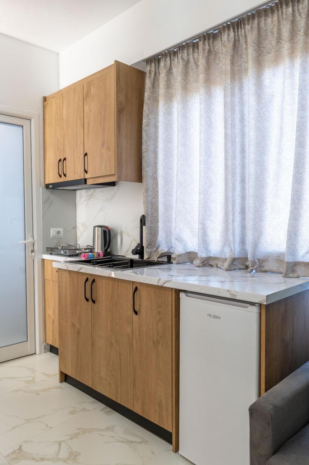 Vila Sefedin Ksamil Exteriör bild